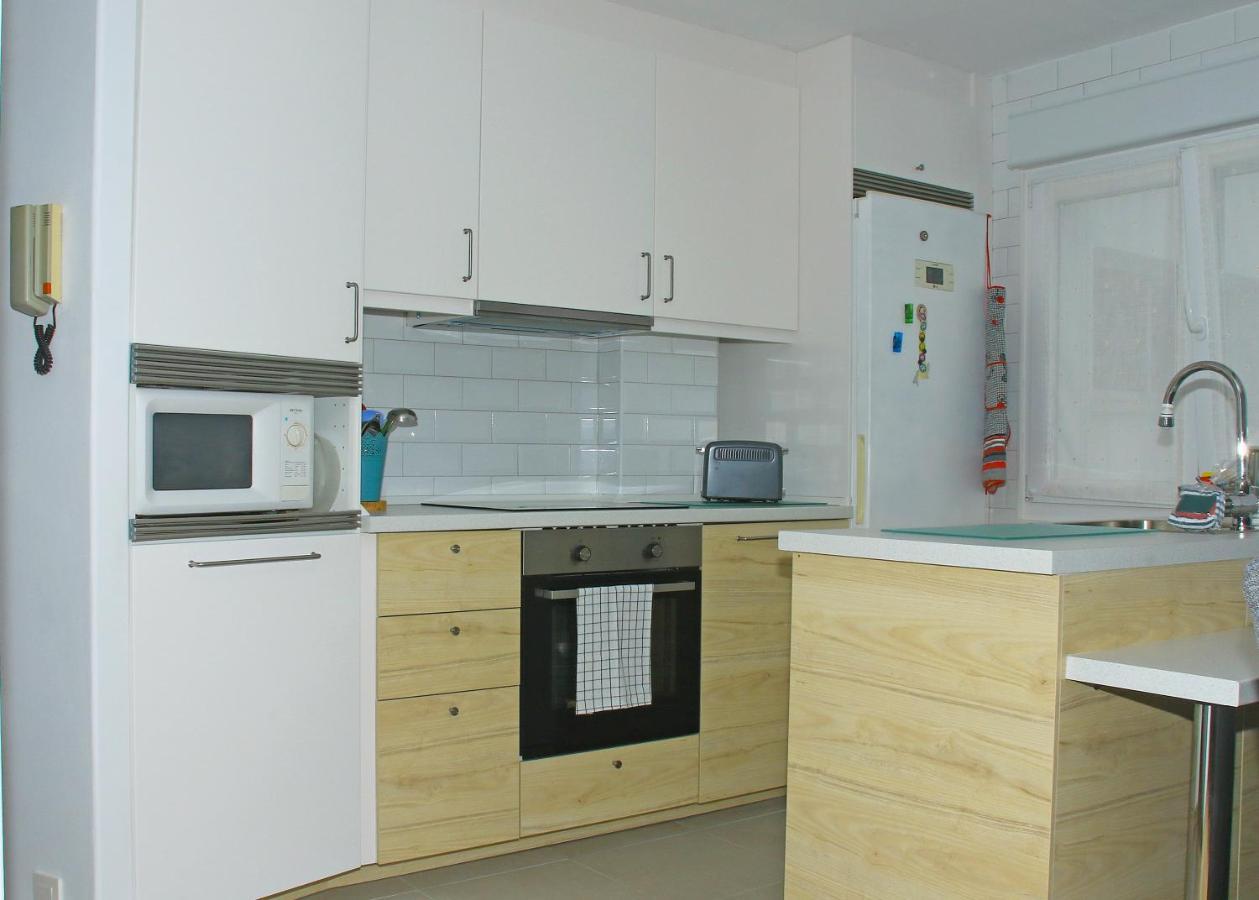 Apartamento R Y C Aviles Exterior photo