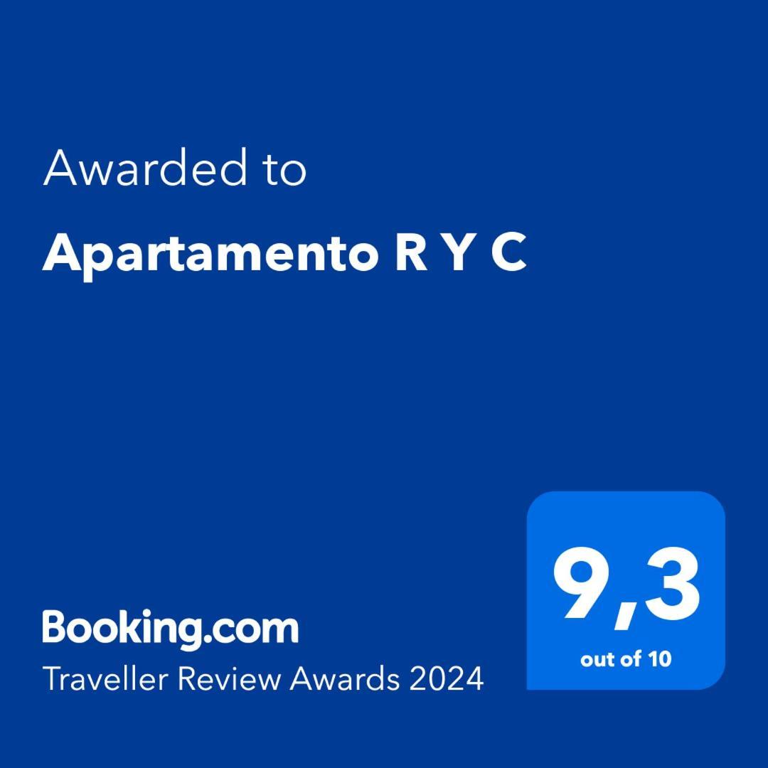 Apartamento R Y C Aviles Exterior photo